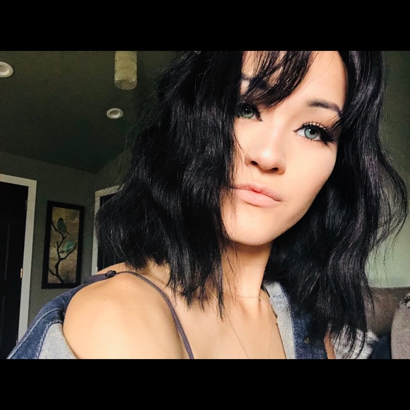 Meet your Posher, Brenda - Picture 1 of 1